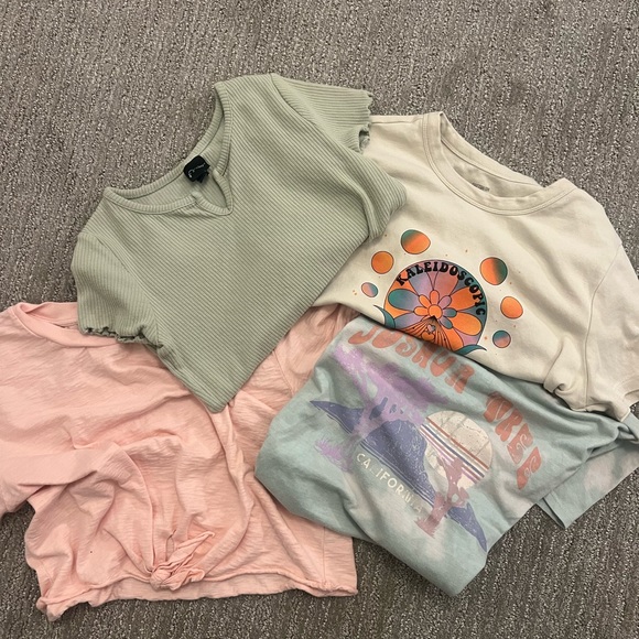 - BUNDLE- Pastels, Top Shop, Cotton On, 4 shirts for price of 1 - Picture 2 of 11